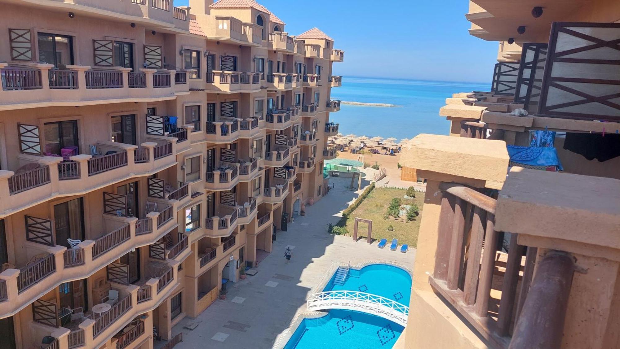 Comfort Zone At Turtles Beach Resort フルガダ エクステリア 写真